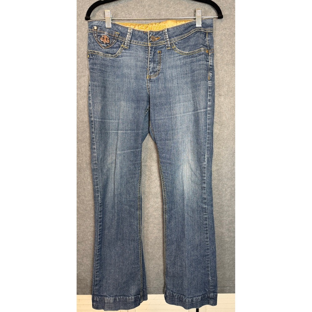 Retro Dereon Jeans 9/10 Blue Bootcut Embroidered Pocket Y2K McBling Denim Pants - Picture 1 of 13